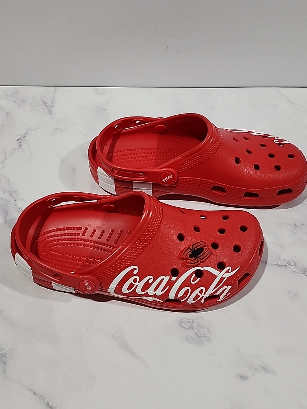 Crocs  Red Clogs - Picture 2 of 9